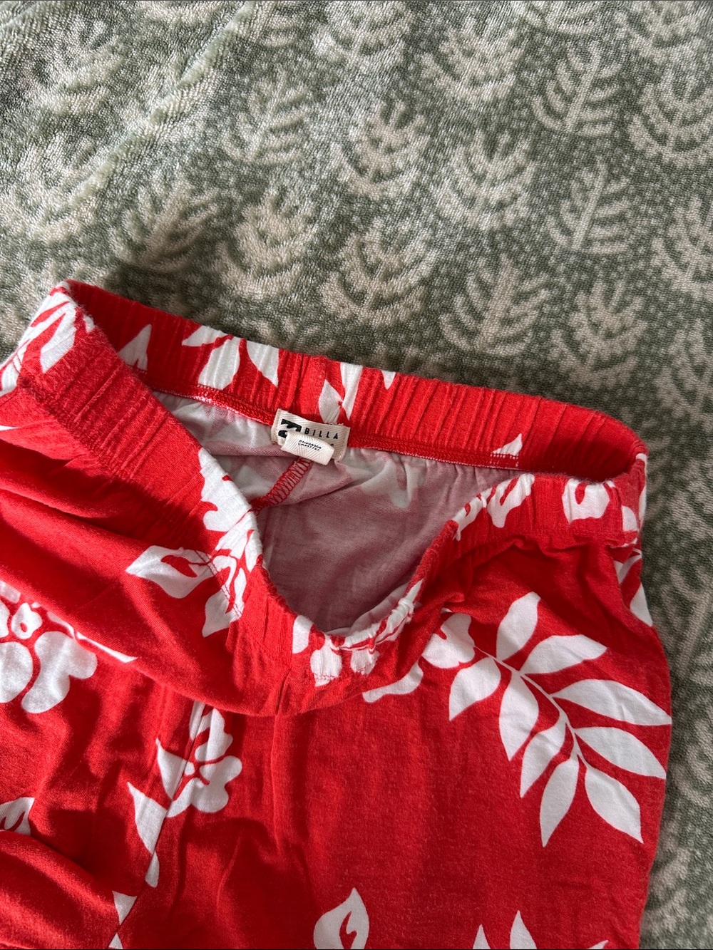 Billabong Red Floral Lounge Pants - Picture 4 of 7
